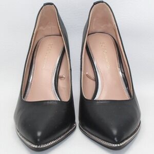 BCBGeneration Harlia Black Pointed Toe Pumps Silver Chain Trim Heels 7.5M